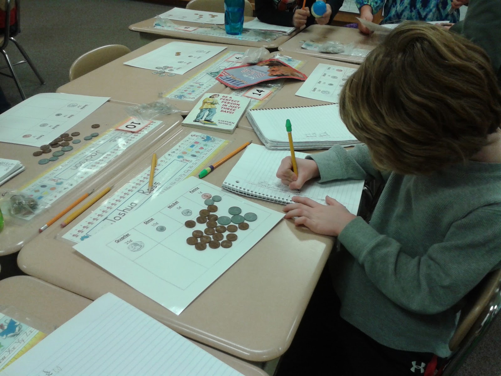 Super Second Grade Smarties: Math Word Problem Game and a Freebie!