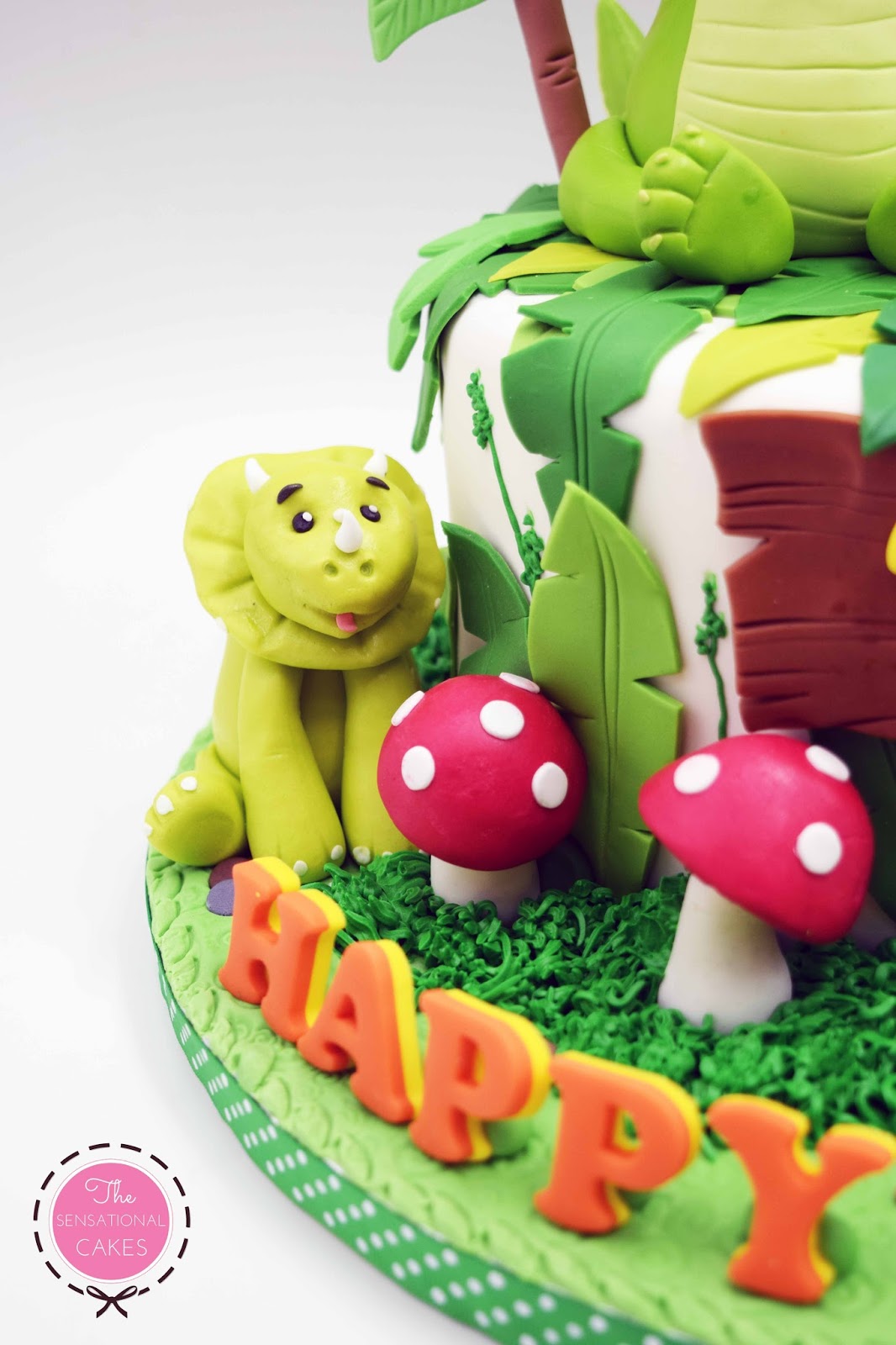 Safari Theme Birthday Cake Singapore Safari Theme Birthday Cake Singapore
