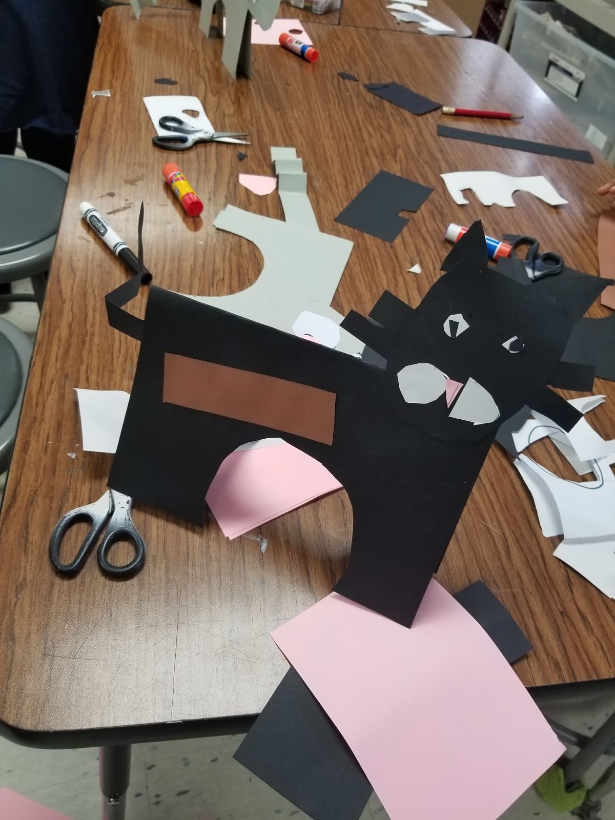 Construction paper cats