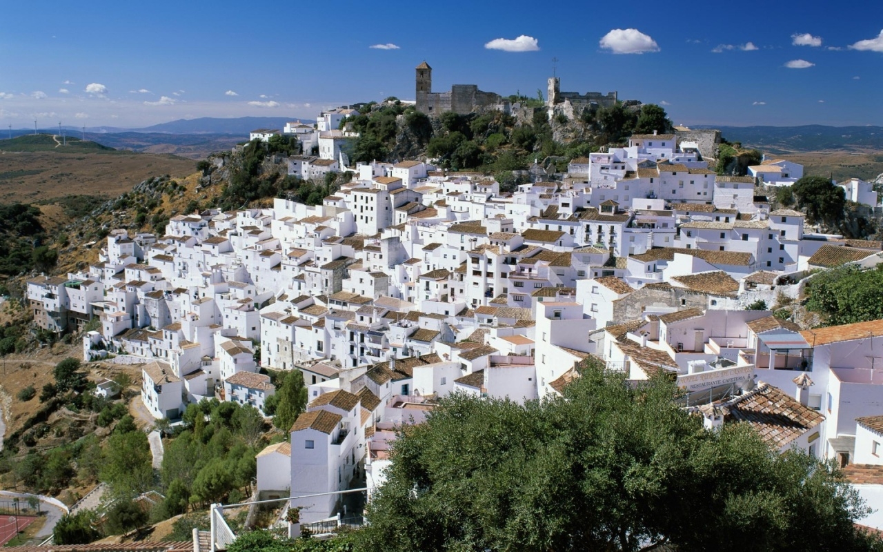 Casares, pueblo blanco límite con Cádiz - Las 4 Esquinas