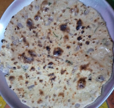 MyFoodPitara: Onion Roti recipe | Onion Chapati recipe | How to make ...