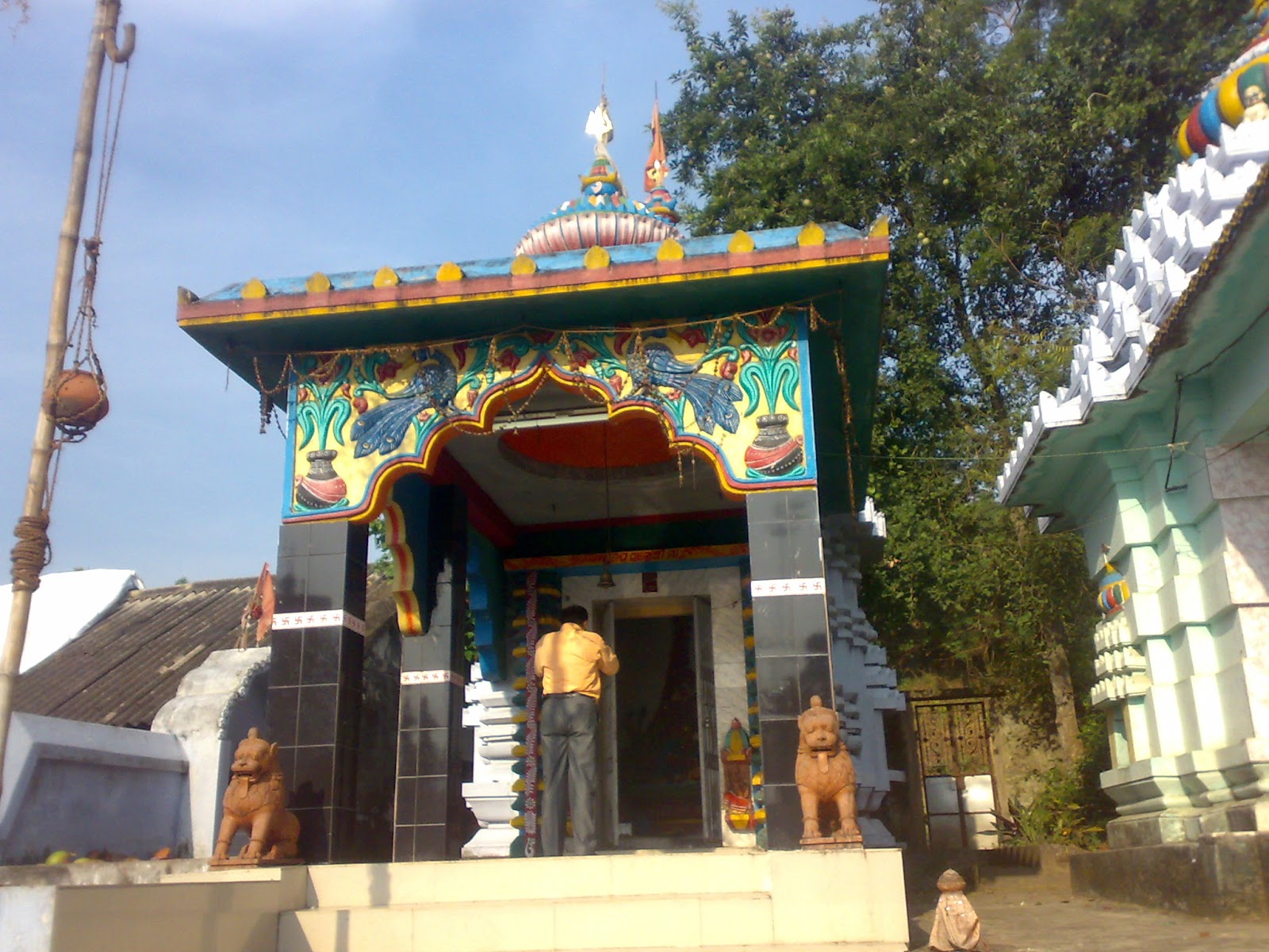 LADUBABA, SARANKUL: OTHER DEITIES IN THE CAMPOUS