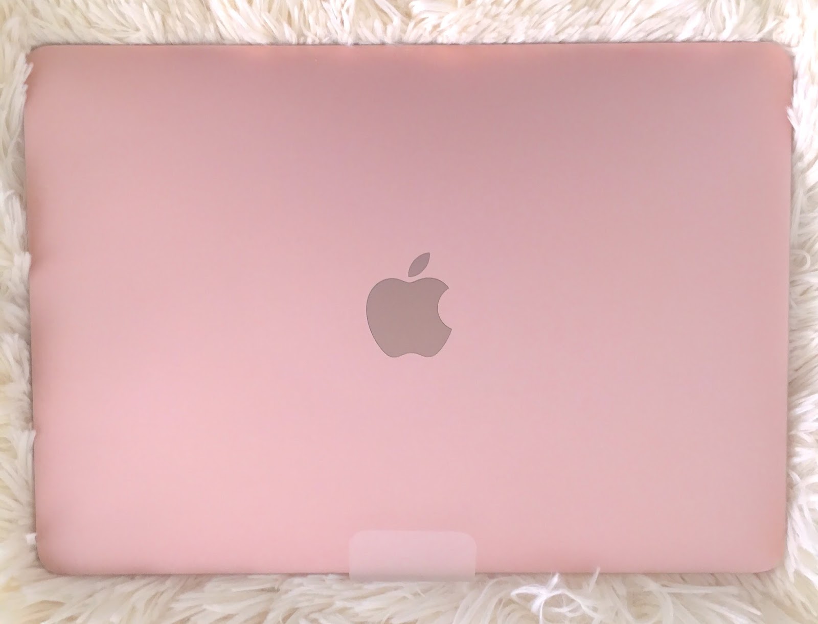 Macbook 12inch Rose Gold + USBC to USB Adapter