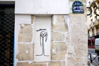 Sunday Street Art : Warum - rue des Tournelles - Paris 4
