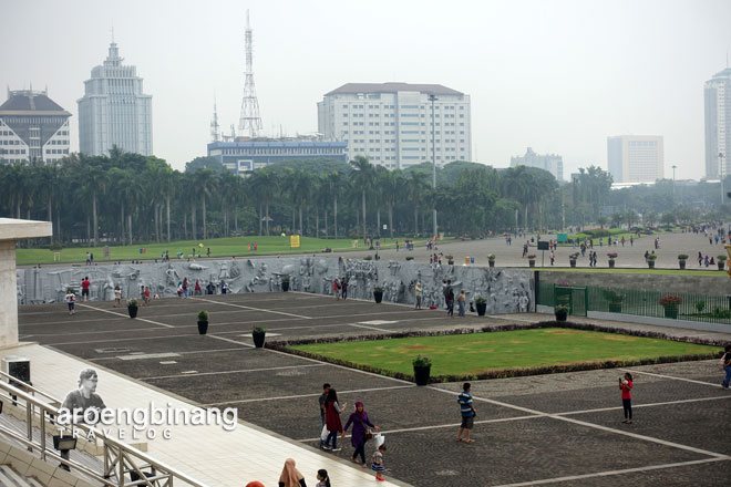 tugu monumen nasional monas jakarta