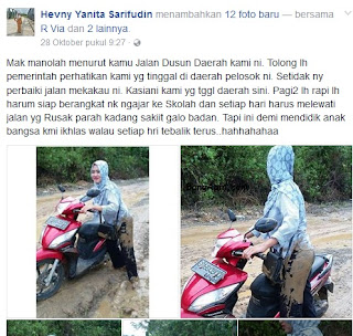 Menerjang Lumpur Demi Mendidik Calon Penerus Bangsa Menerjang Lumpur Demi Mendidik Calon Penerus Bangsa