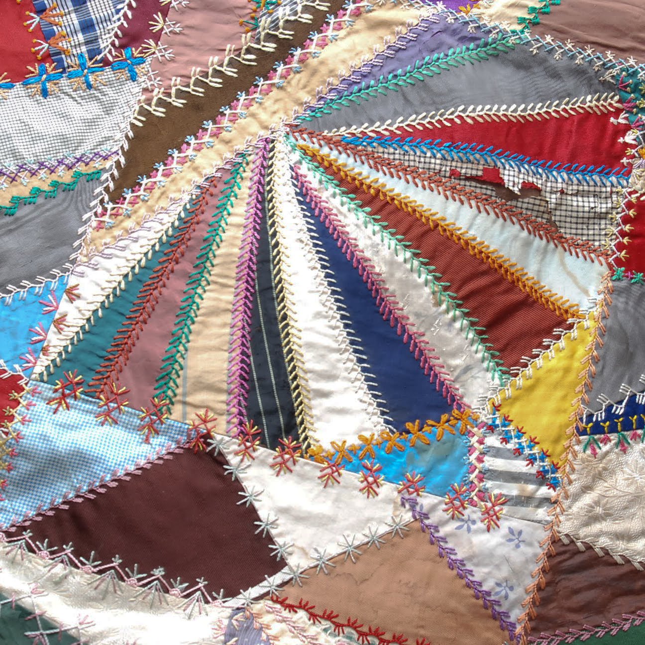 The Vintage Moth.. Vintage Textiles