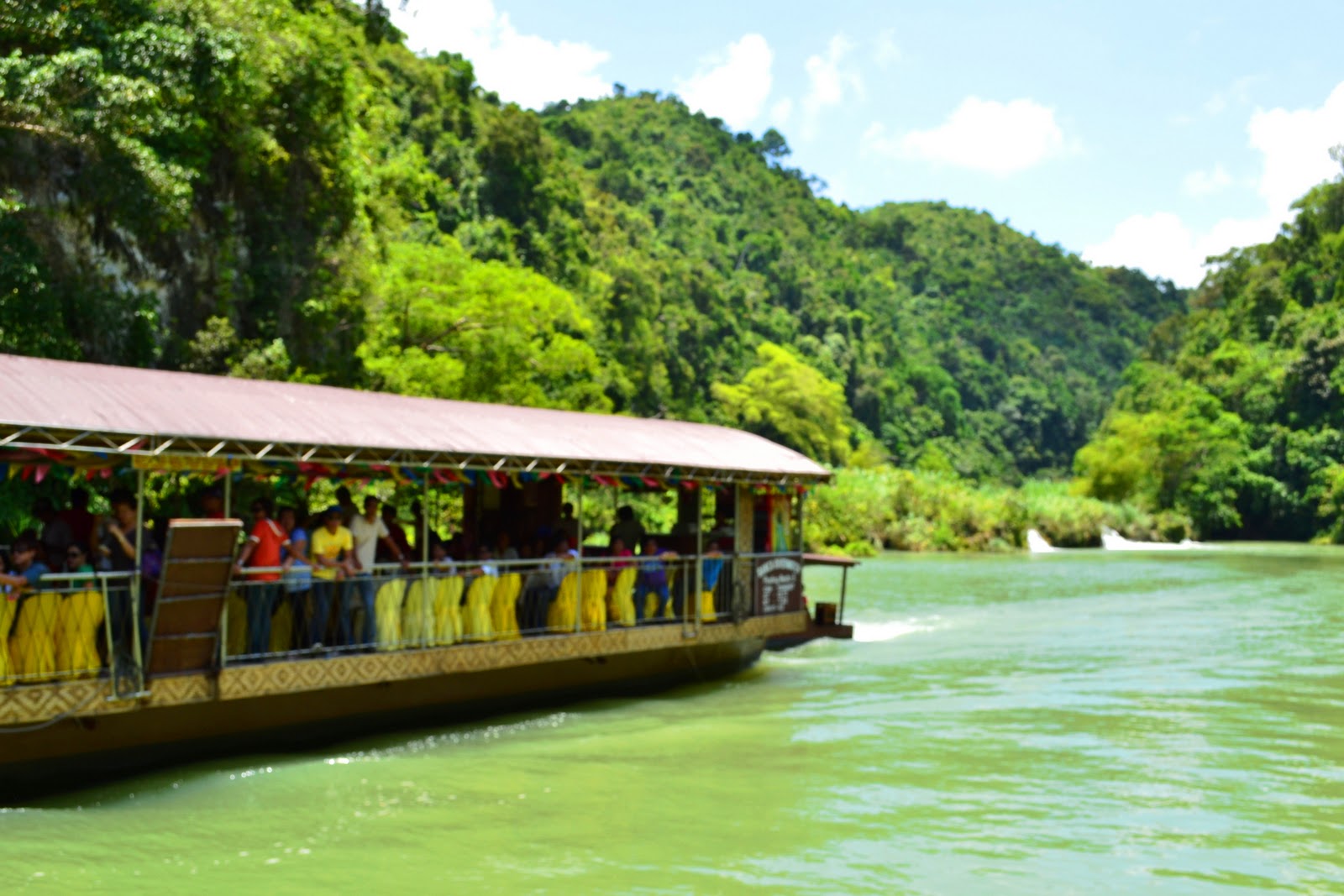 loboc river cruise tagalog