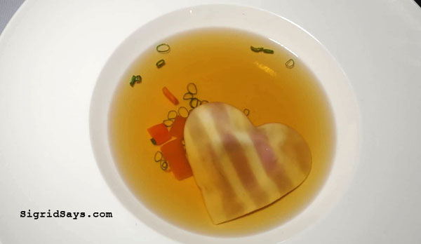 extraordinary valentine's day - Seda Capitol Central staycation - Bacolod hotels - Bacolod blogger - family vacation - Valentine's date - Valentine dinner - red roses - Seddy bear - Straight Up Roofdeck bar - Valentine gift ideas - French menu - red roses - pralines