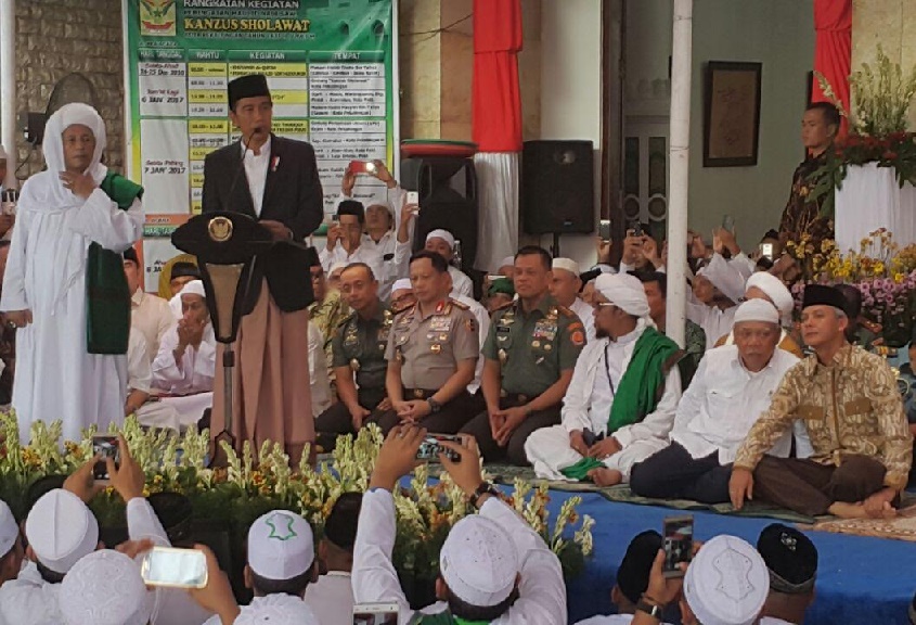 Panglima TNI Hadiri Puncak Peringatan Maulid Nabi di 