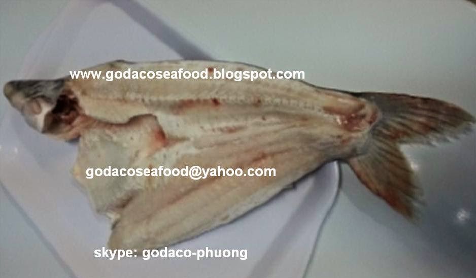 Butterfly-Cut Basa With Whole Head