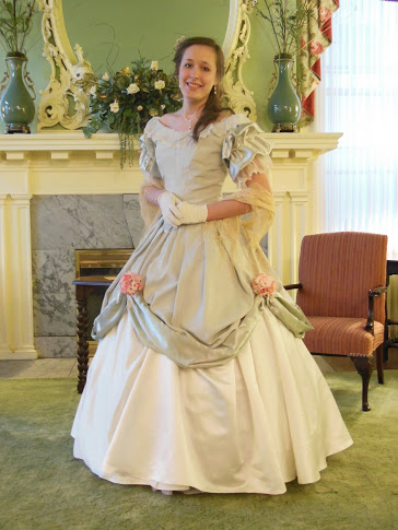 A Touch of Whimsy: Civil War Ball Gown: Finished!