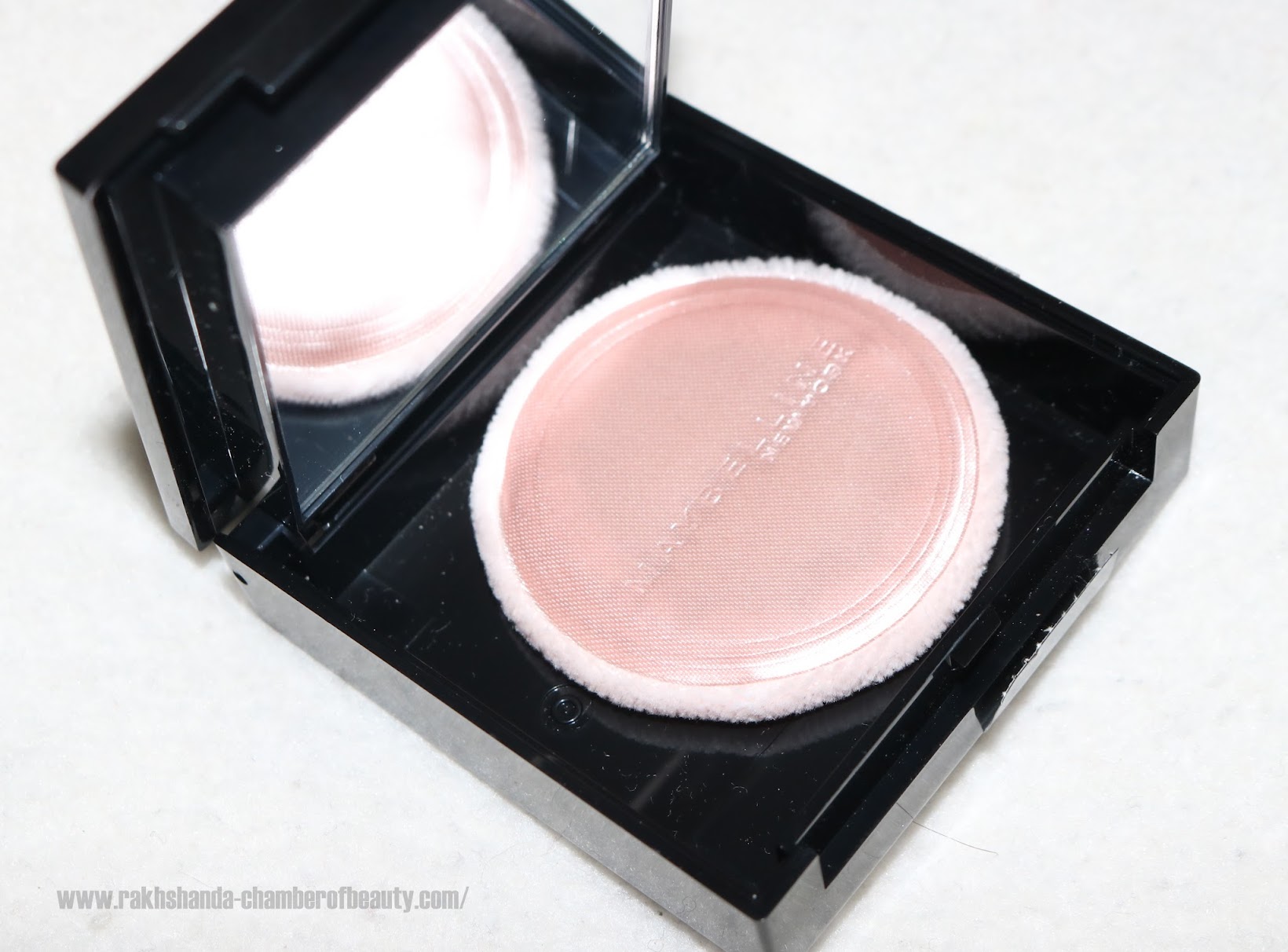 Maybelline NY Fit Me Pressed powder review,swatches and price in India Maybelline NY Fit Me Pressed powder review,swatches and price in India, Maybelline NY, best and affordable pressed powders in India,