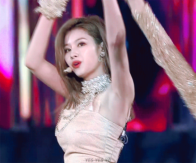 2019 MAMA 트와이스 사나