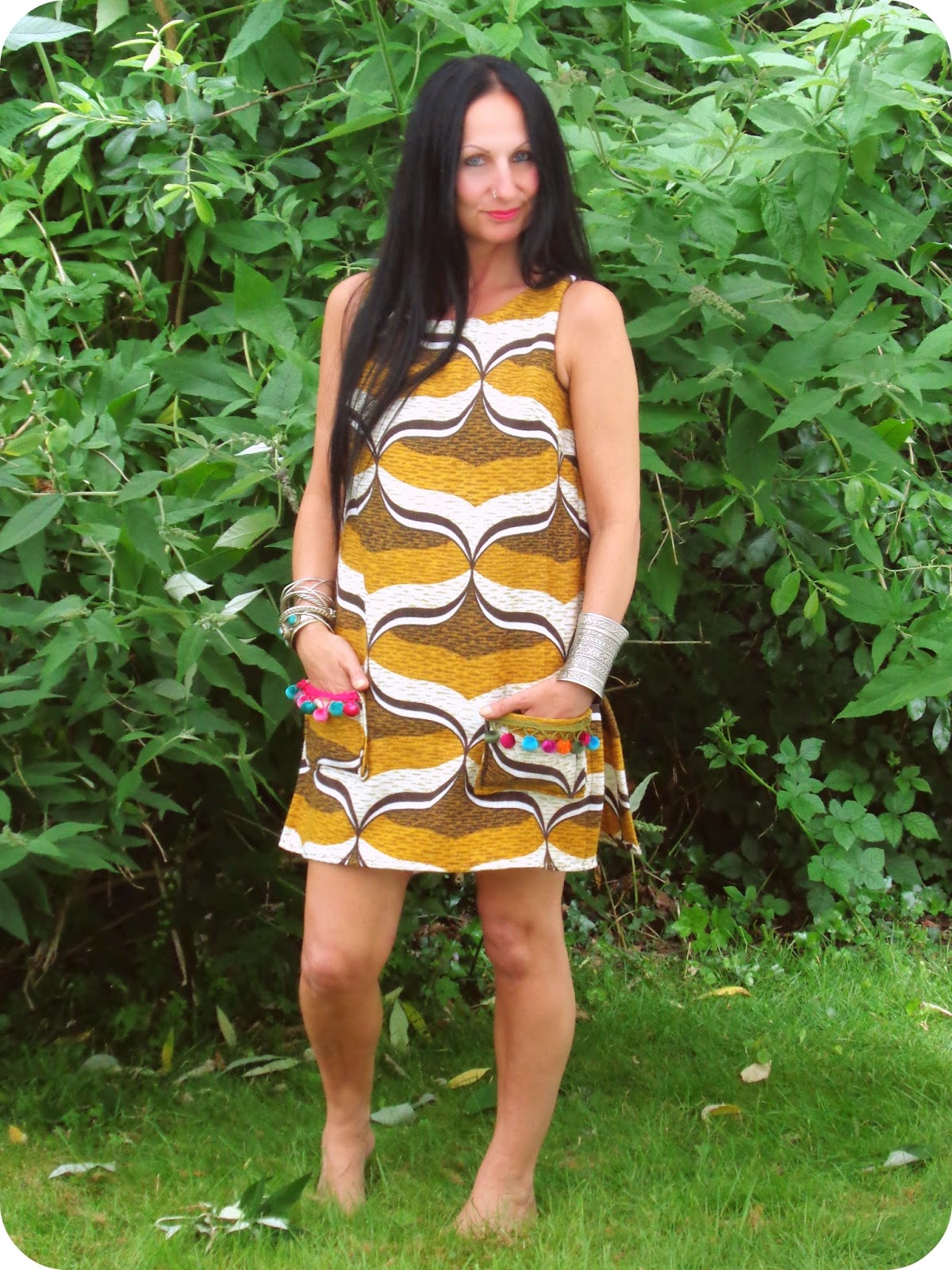 vintage-vixen-06-2014
