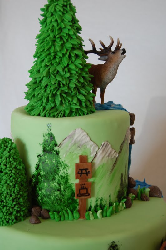 CakeFilley: Mountain/Elk Cake