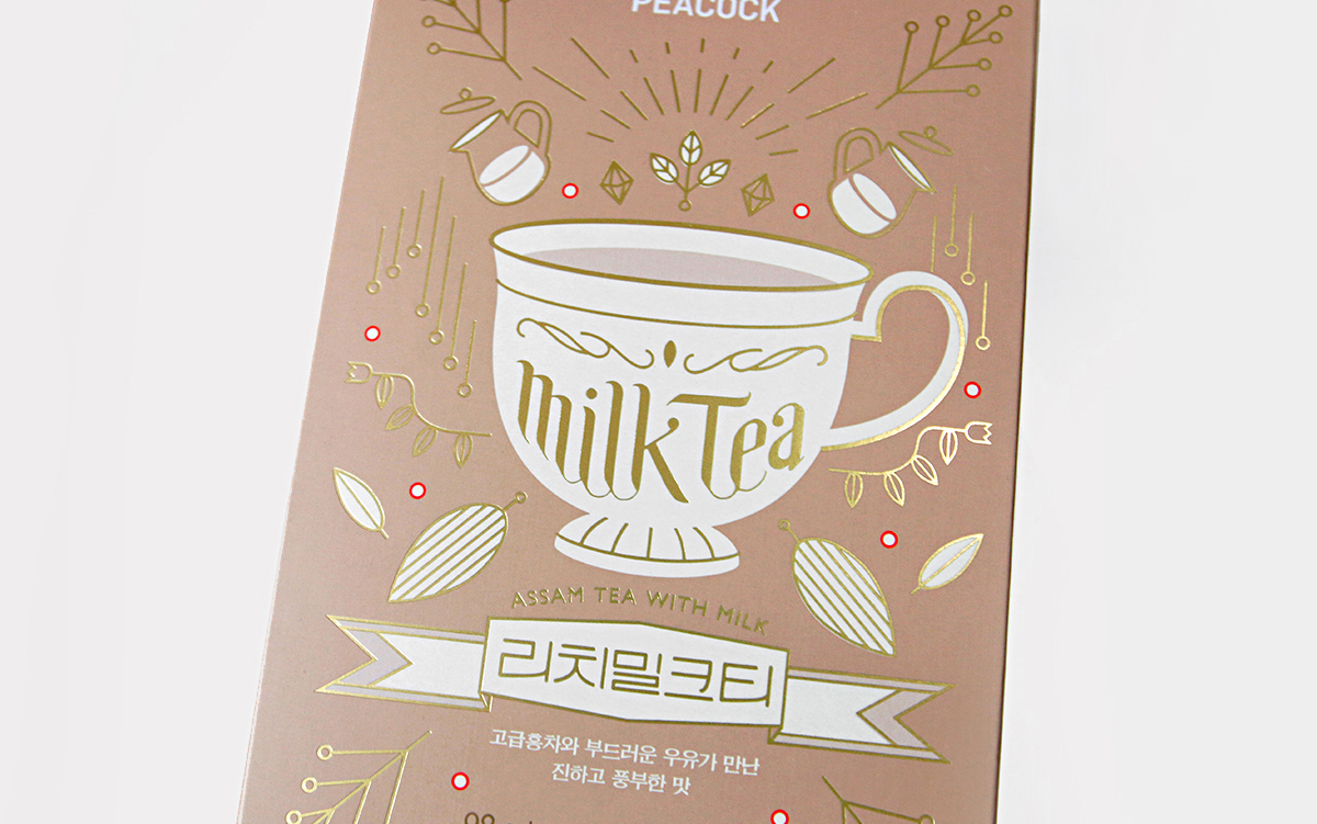 Peacock Rich Milk Tea on Packaging of the World Creative Package