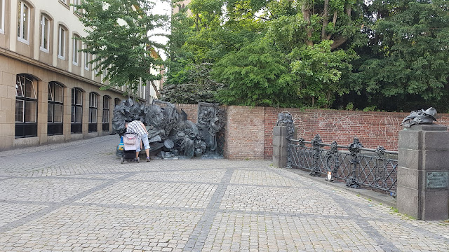 Düsseldorf.