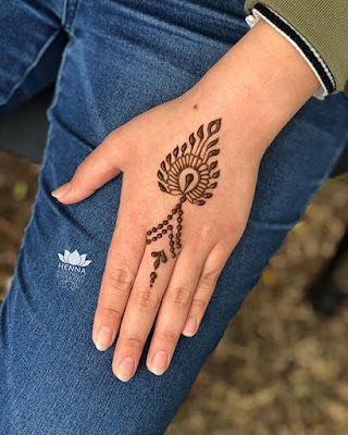 77 Simple Henna Mehndi Tutorials Designs 2020 That Are Easy to Draw It has been dated back to Ancient Egyptians and become fashionable all over the world 77 Simple Henna Mehndi Tutorials Designs 2020 That Are Easy to Draw