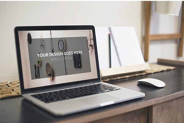 Elegantes-maquetas-MacBook-Pro-formato-PSD