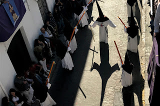    Brotherhoods is an audio-slideshow produced with images and sounds from Easter Holy Week in Baeza, in the Jaen province of Andalusia in southern Spain.     The historian Juan Cruz Ruiz talks about the celebrations of the Easter Week in Baeza, one of the oldests of Spain, explain the origins of the brotherhoods and the relation of Semana Santa and the history of Baeza, one of the most important village in the history of Spain. 
