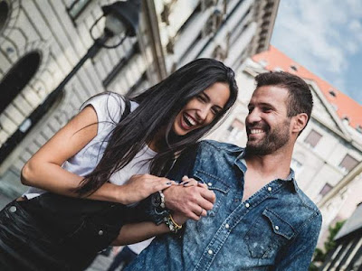 Online dating How To Make Your Profile Popular.
