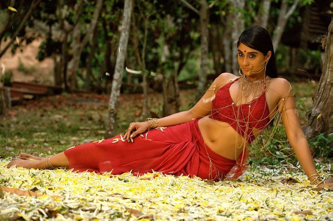 Tollywood Actress Regina Cassandra Romantic Stills From Nakshatram Movie