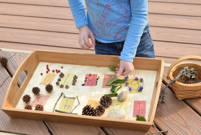 Let your children make a beautiful numbered nature tray. This activity will get your preschool kids outside to help with basic math skills like numeral recognition, counting, and one-to-one correspondence. Perfect idea for kinesthetic learners.