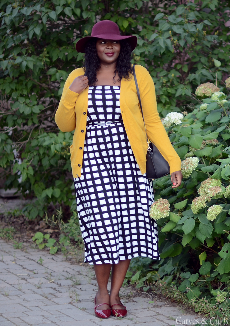 Burgundy and mustard always go together.Plus size fashion for women #Asoscurve dress in check #plussize #fashion #curves #Falloutfits #mycurvesandcurls #Assacisse