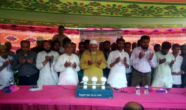 New connections to 237 families in Islampur ইসলামপুরে ২৩৭ পরিবার পেল নতুন সংযোগ