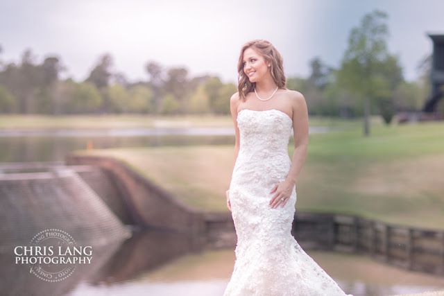 River-Landing-Wedding-Photographers-pictures-brides-wedding-dress-6