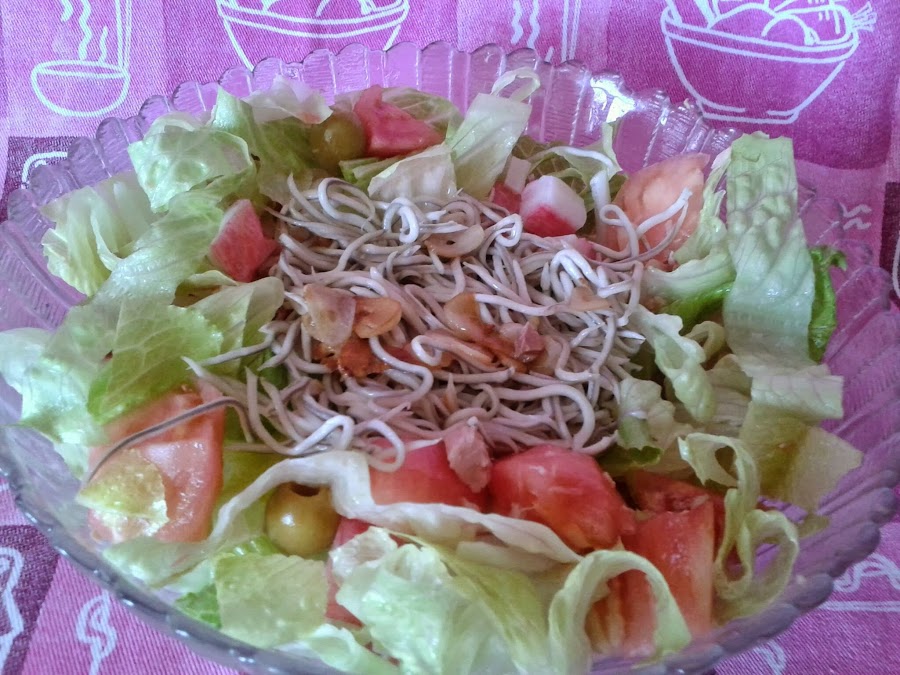 ensalada de angulas sucedáneas