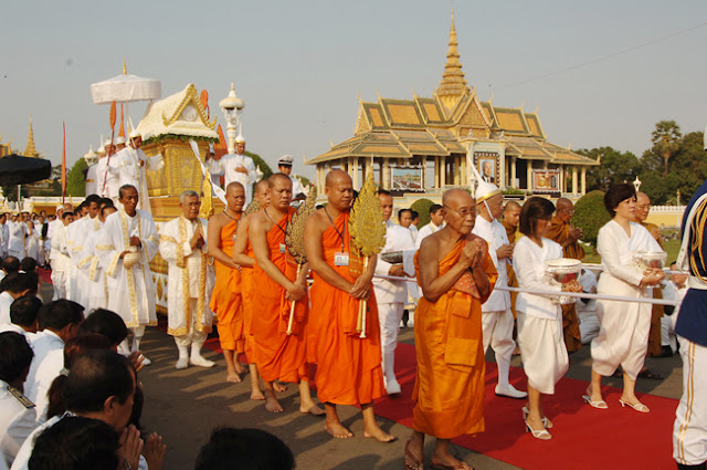 Les obsèques de Samdech Preah Norodom Sihanouk. Photographie Palais Royal Les obsèques de Samdech Preah Norodom Sihanouk. Photographie Palais Royal