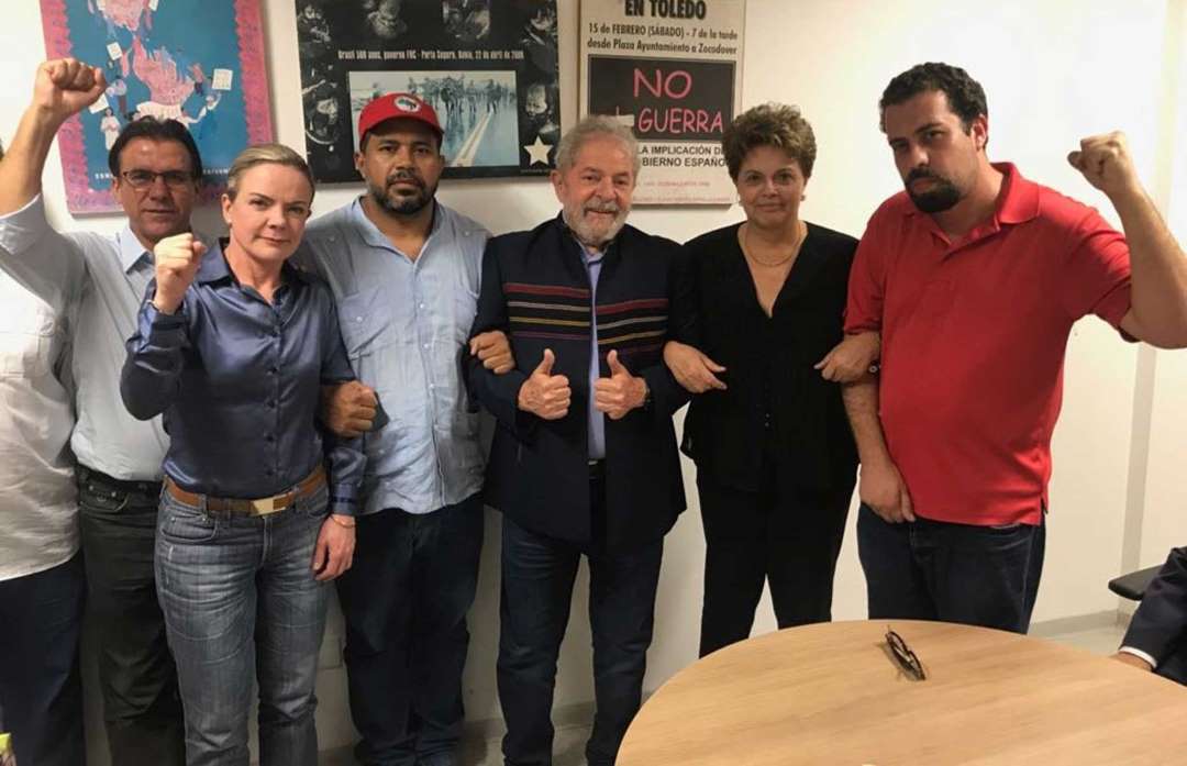 Defesa de Lula entra com novo habeas corpus no STJ para evitar prisão