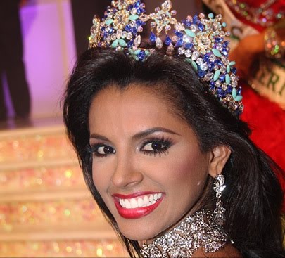 Miss-World-Venezuela-2011-Ivian-Sarcos1.
