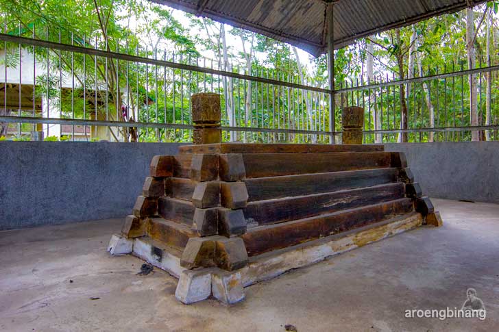 makam aroeng binang kebejen kebumen