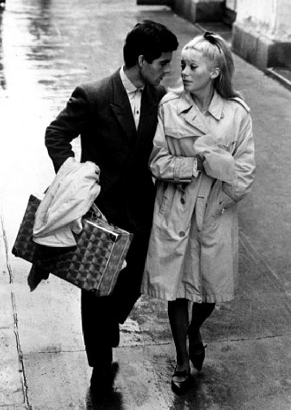 シェルブールの雨傘 / カトリーヌ・ドヌーヴ (1960年代） | WEB