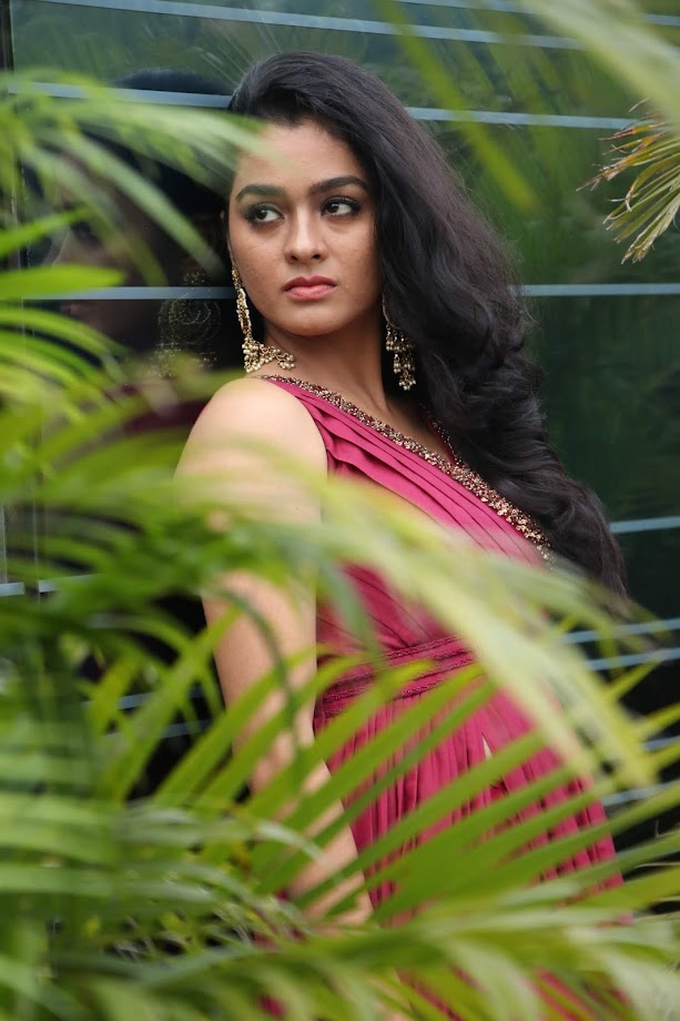 Gayathrie Shankar