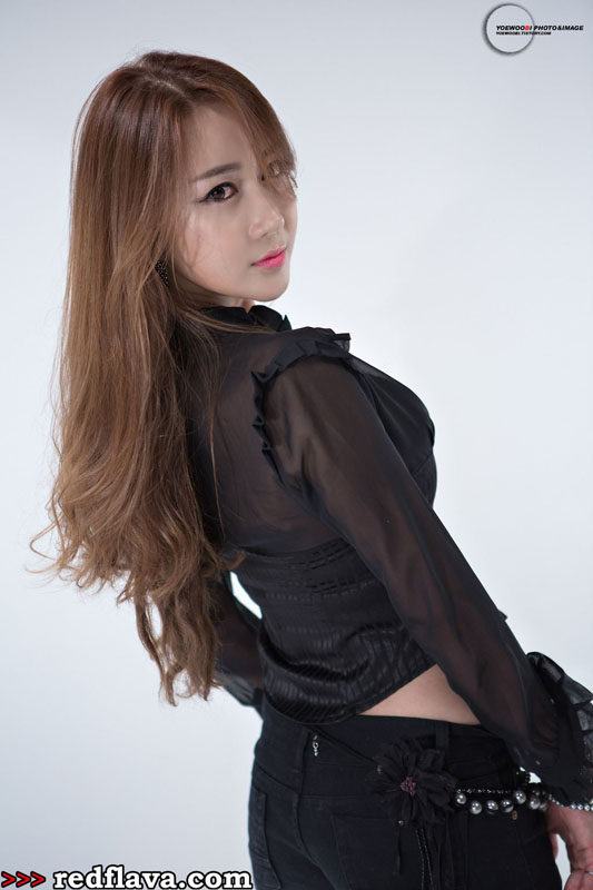 FHOTO CEWEK TELANJANG: Foto Model Cantik Korea, Han Chae I - REDFLAVA