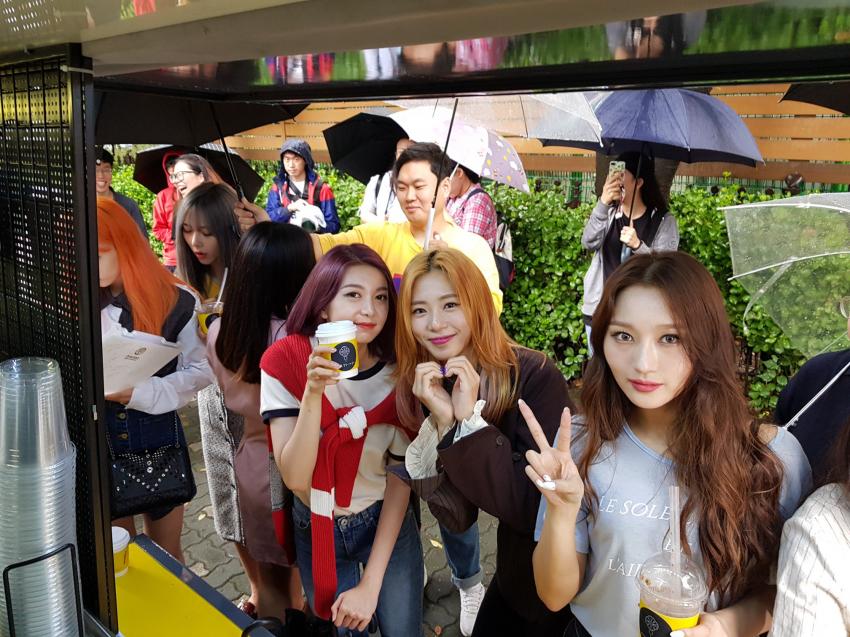 오늘자 본진처럼 서폿해주는 중소여돌 세계팬덤 | 인스티즈