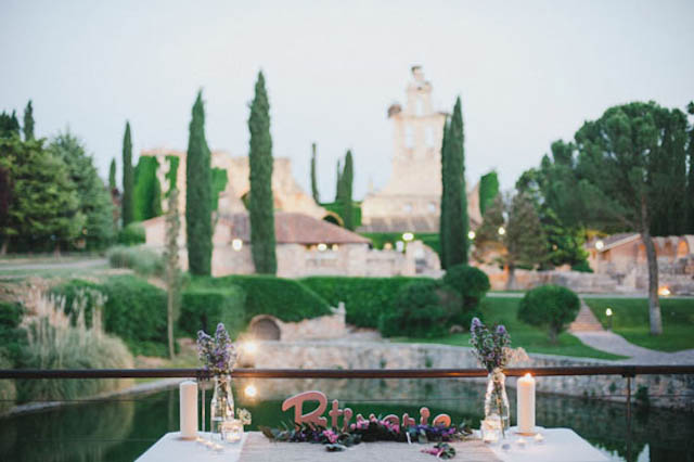 boda rural wedding segovia corona flores