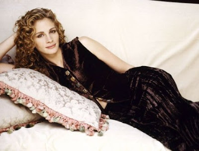 Celebrities Wallpapers: Julia Roberts Hot Hollywood Actress Photos