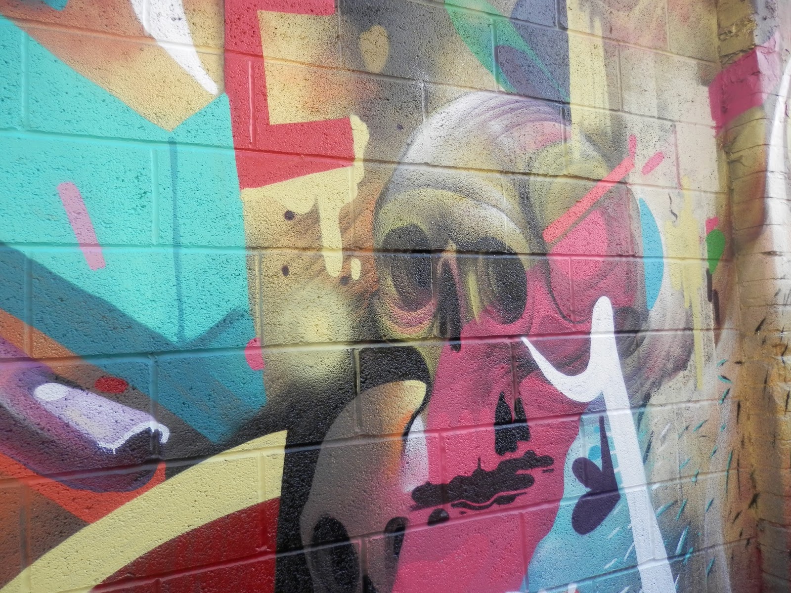 Second Hand Susie Street art and graffiti, Birmingham.