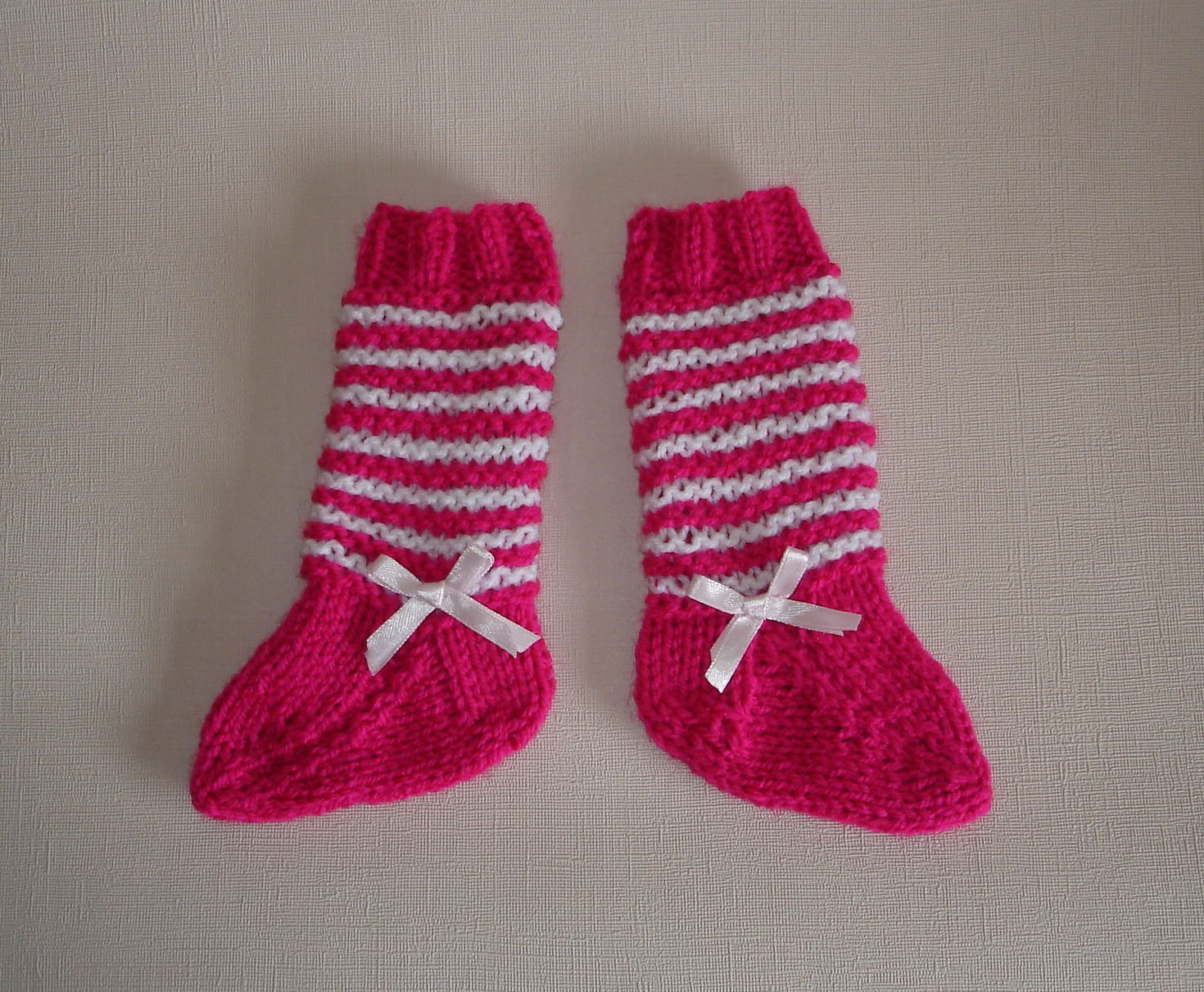 Marianna's Lazy Daisy Days 2needle baby socks