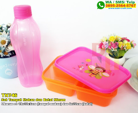 Set Tempat Makan Dan Botol Minum