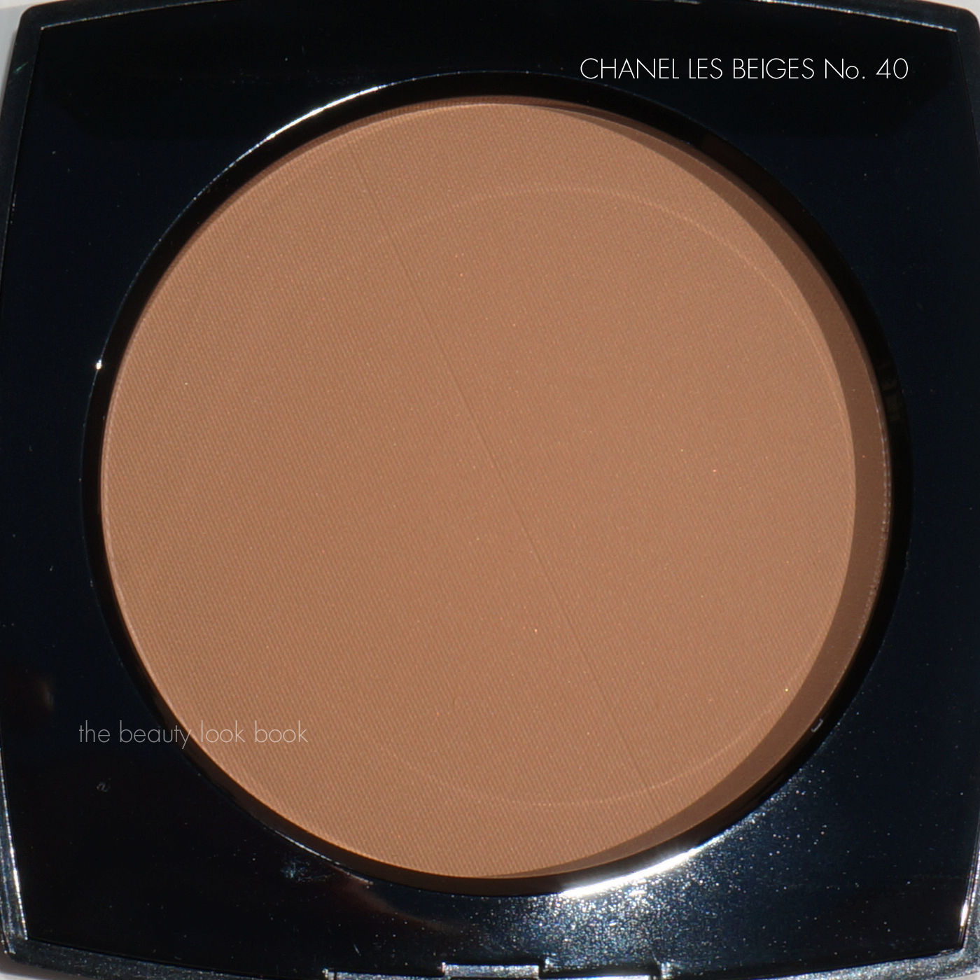 Chanel Les Beiges Healthy Glow Sheer Powder