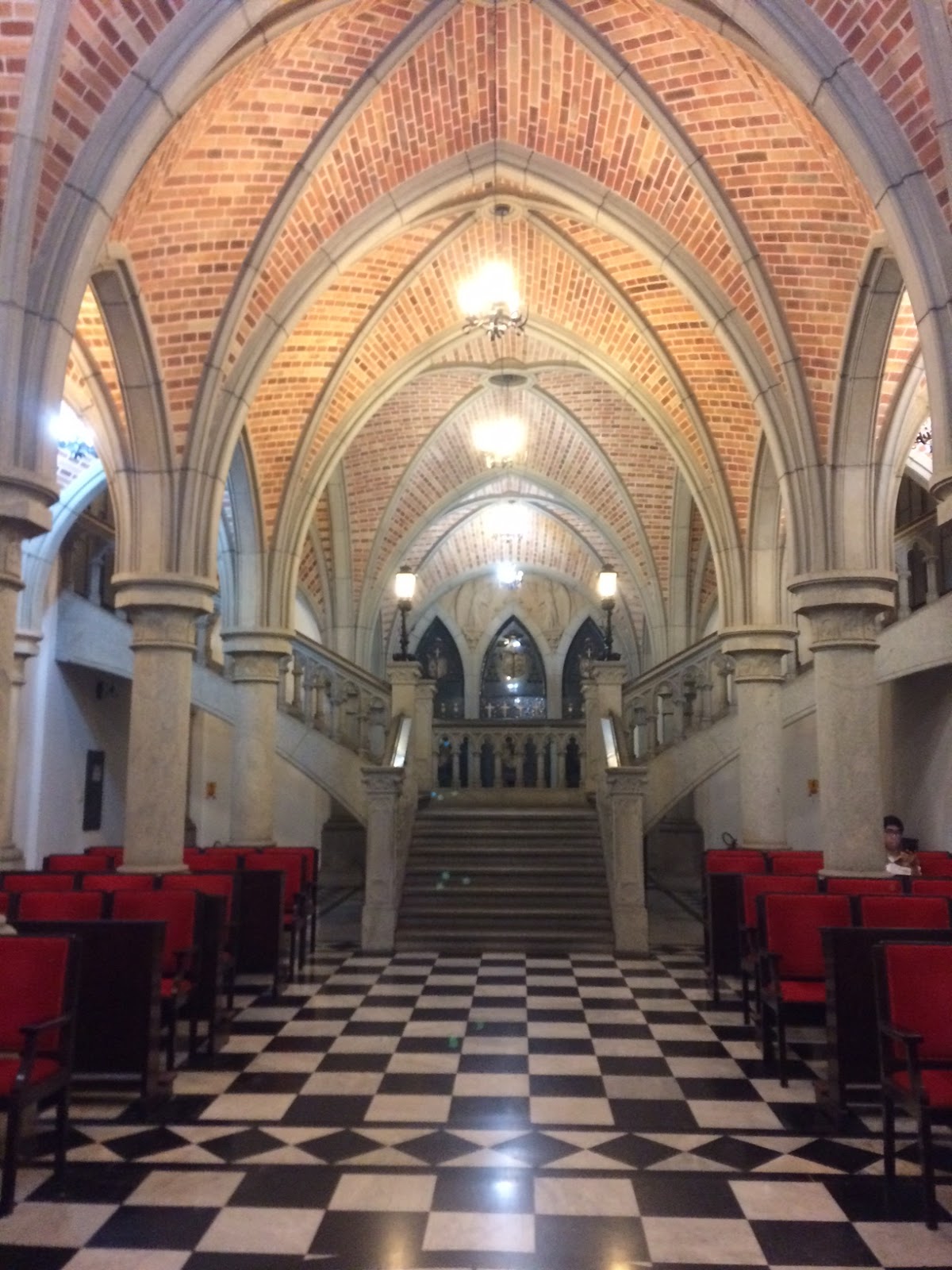 A BELA CRIPTA DA CATEDRAL DA SÉ EM SÃO PAULO - Viagens Por Aí