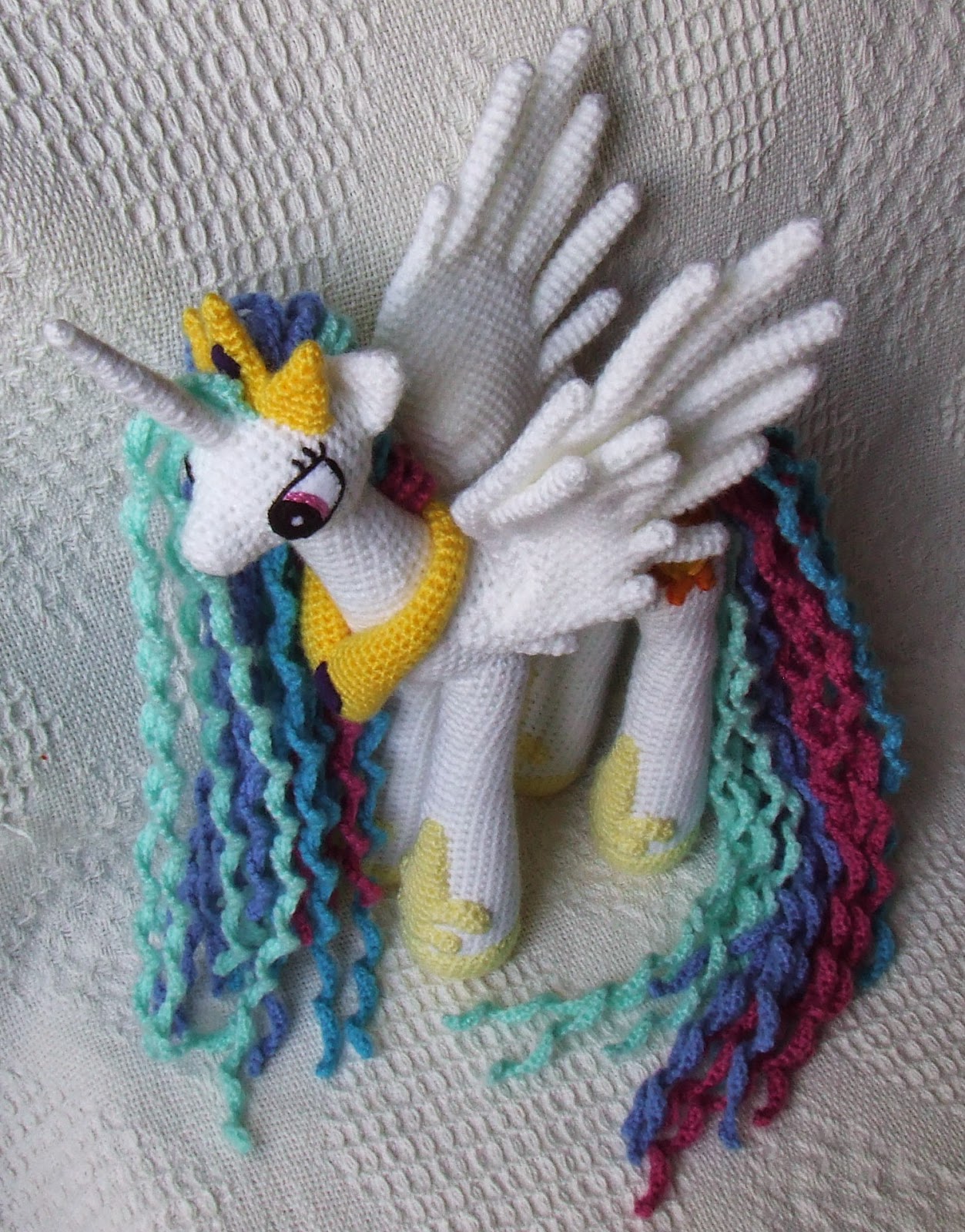 kufer-z-artystycznym-r-kodzie-em-amigurumi-my-little-pony-patterns-us