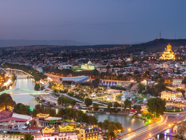 Wisata Satu Minggu Di Negara Kaukasus, Georgia, Azerbaijan dan Armenia Wisata Satu Minggu Di Negara Kaukasus, Georgia, Azerbaijan dan Armenia