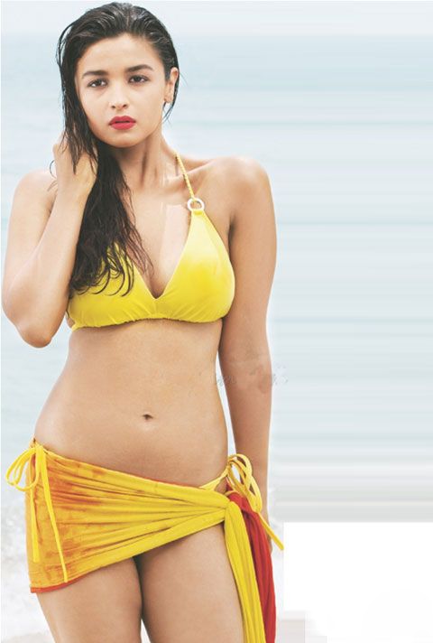 Alia Bhatt in yellow bikini, Alia Bhatt yellow bikini scene from student of the year, Alia Bhatt navel photos, Alia Bhatt thunder thighs, Alia Bhatt hot in student of the year